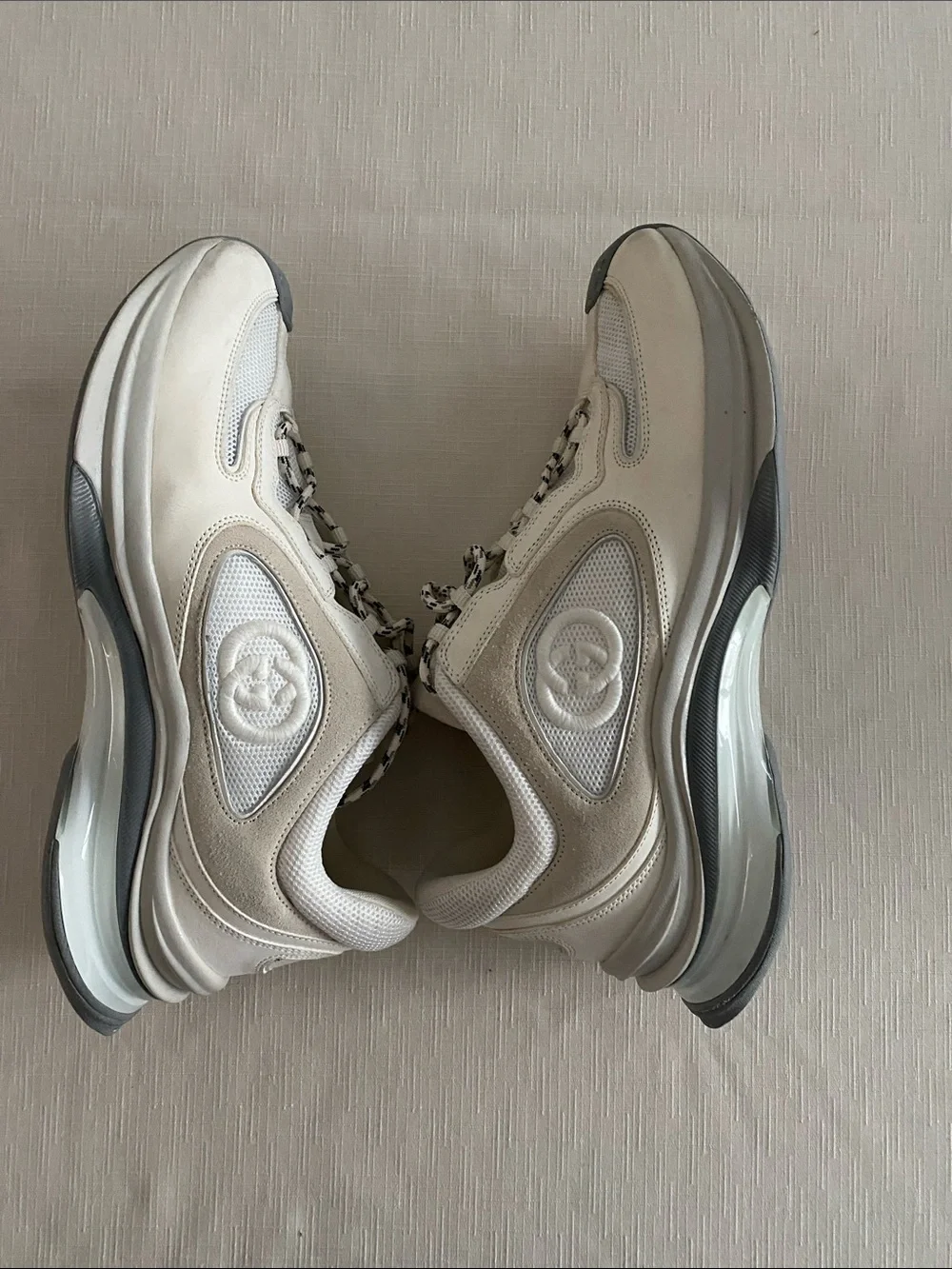 Gucci Run Ultralight Sneakers